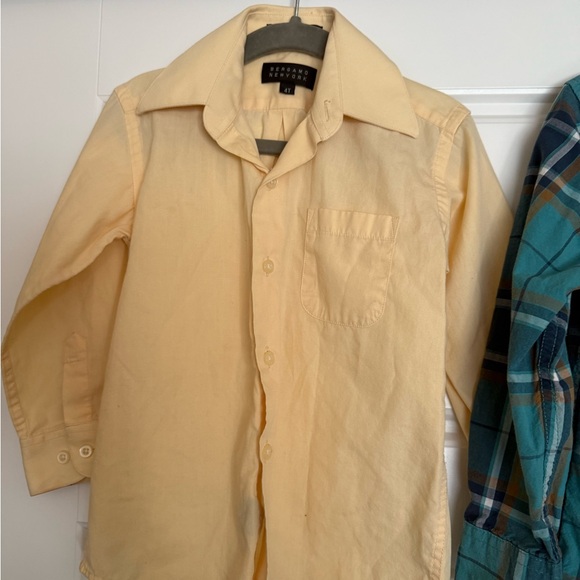 Child’s size 4T and 5. Bergamo New York and Oshkosh b’gosh - Picture 2 of 10